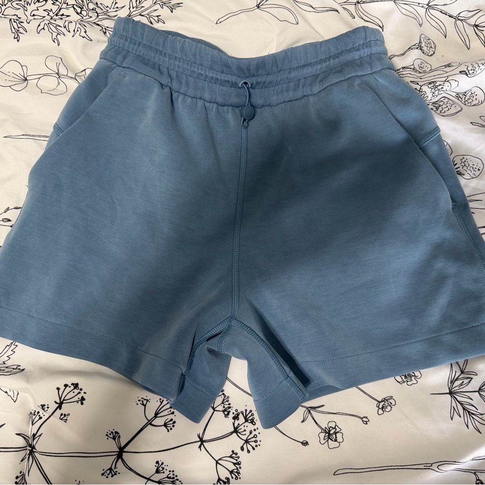 lululemon softstreme shorts